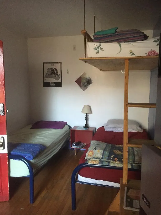 Auberge Chez Jean Montréal